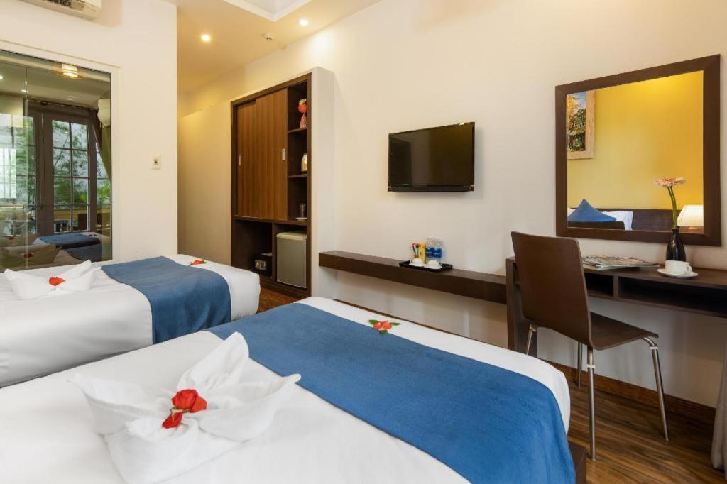 Triple Riverside Hoian Hotel Hoi An