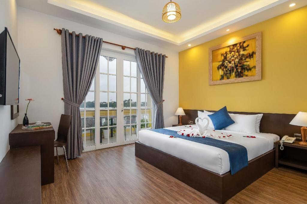 Hotel Triple Riverside Hoian Hoi An